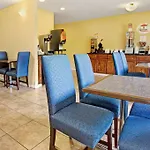 Super 8 By Wyndham Harrison Oh 